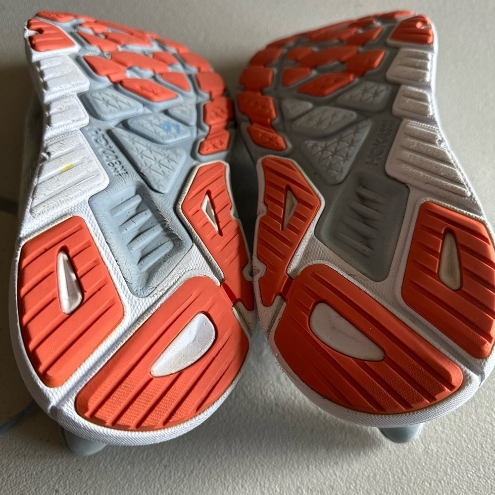 Hoka Arahi 6 women’s sneakers - Picture 4 of 9